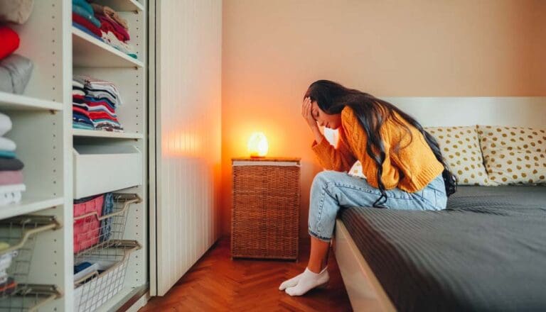 Ovarian Cancer and Stomach Pain: Understanding the Connection